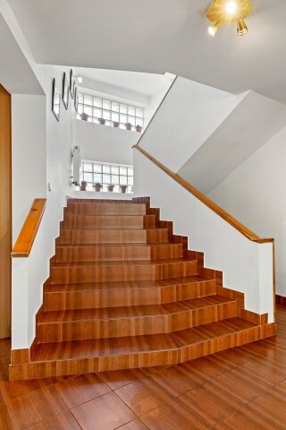 lacului Fundeni, vila de vanzare, 7 camere, teren 1080mp, 600.000euro