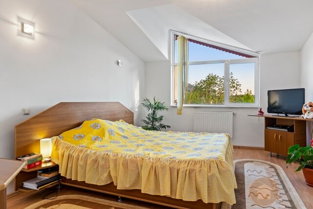 lacului Fundeni, vila de vanzare, 7 camere, teren 1080mp, 600.000euro